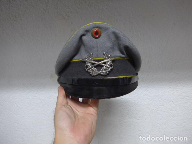 Militaria: Antigua gorra de plato alemana de oficial de la RFA, original. Alemania
