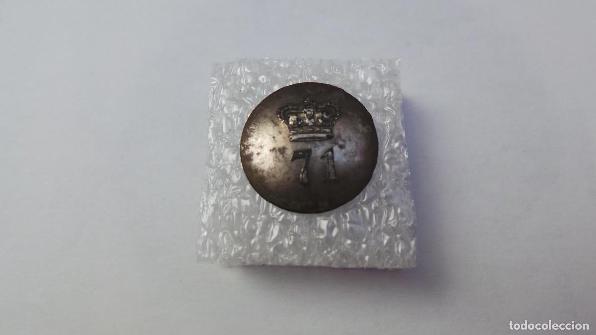 Militaria: Bot&oacute;n ingl&eacute;s del 71 Regimiento ligero