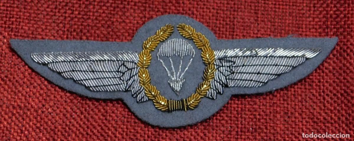 Militaria: Insignia de pecho de paracaidista de la Bundeswehr con alas de alambre plateado y bronce - Alemania