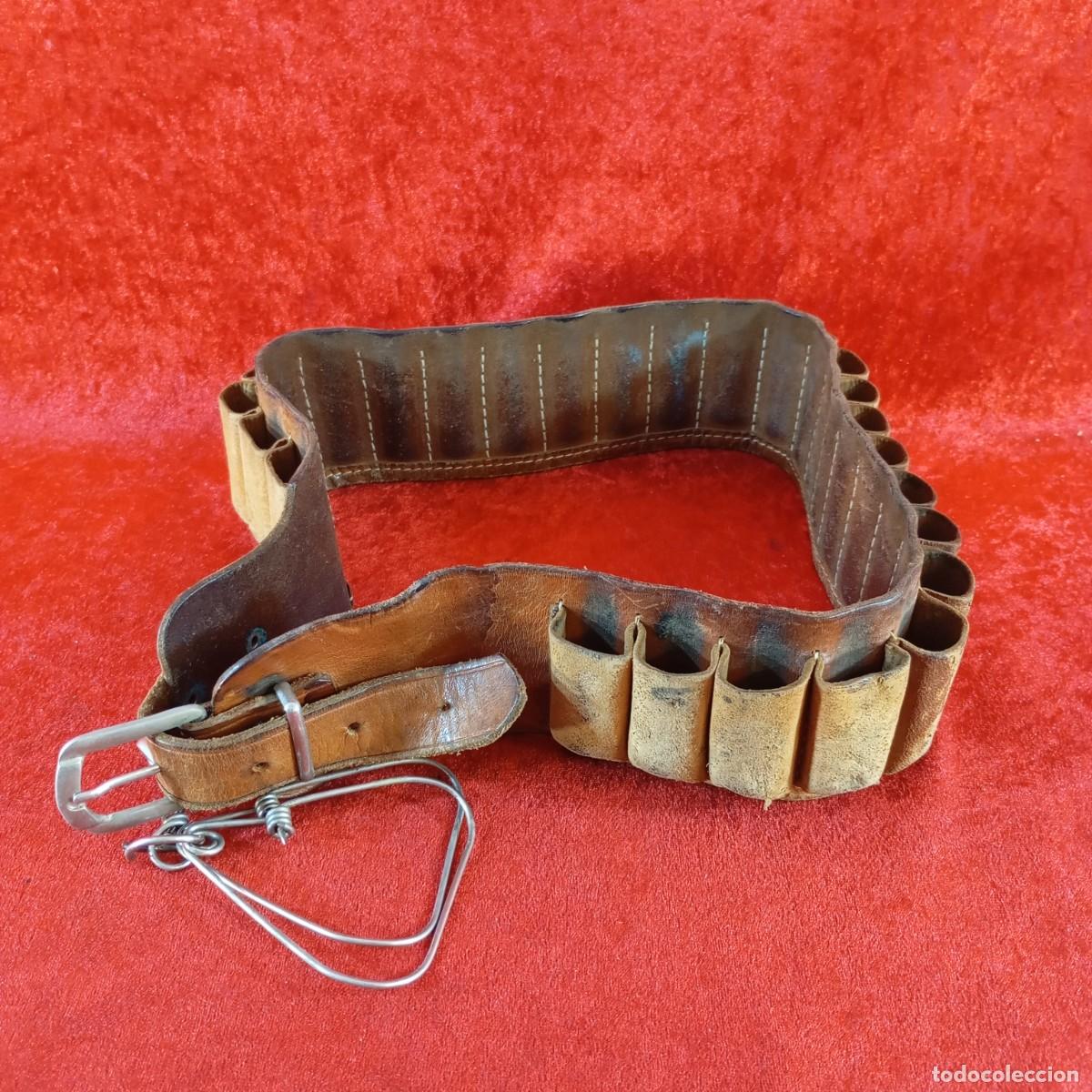 Militaria: ANTIGUO CINTUR&Oacute;N DE CARTUCHOS - FABRICADO EN CUERO - MUNICI&Oacute;N DE CASA - VINTAGE