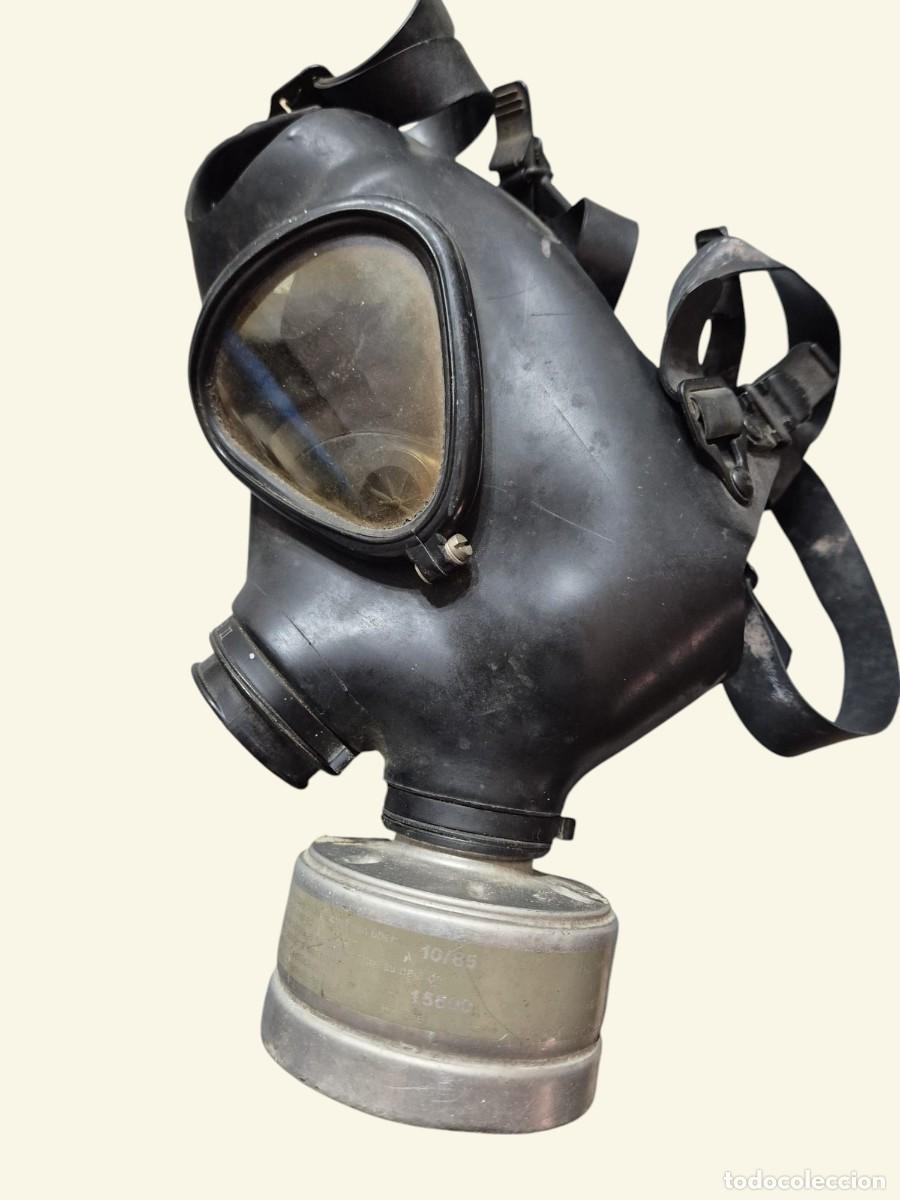Militaria: M&aacute;scara de gas alemana