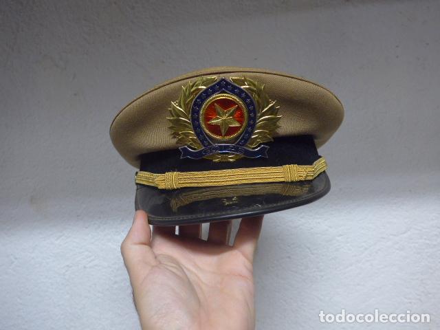 Militaria: Antigua gorra de plato de la Policia Militar de GOIAS en BRASIL, Original.