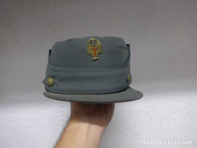 Militaria: Antigua gorra de la Guardia civil de a&ntilde;os 80, original.