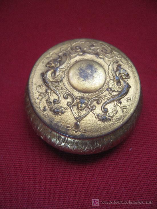 Miniaturas de perfumes antiguos: CAJITA PASTILLAS CON ESPEJO EN LATON