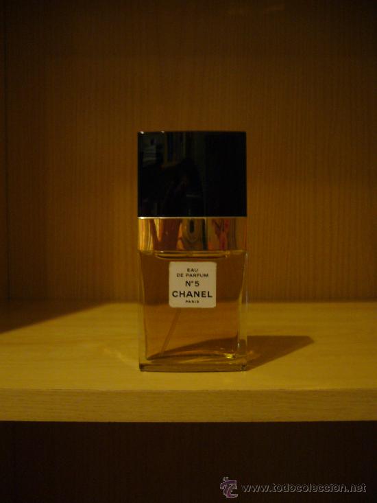 Miniaturas de perfumes antigos: FRASCO COMERCIAL (FACTICE) DEL PERFUME N&ordm; 5 DE CHANEL