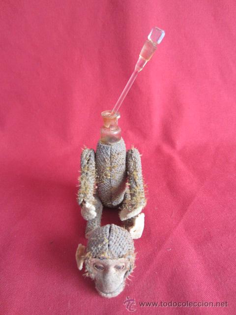 Miniaturas de perfumes antiguos: MONO PERFUMERO - Foto 1