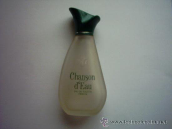 Miniaturas de perfumes antiguos: FRASCO DE EAU DE TOILETTE CHANSON D&acute;EAU. FRANCE. 100 ML. COSM&Eacute;TICOPS ASTOR, BARCELONA. 15 Cm. VAC&Iacute;O.