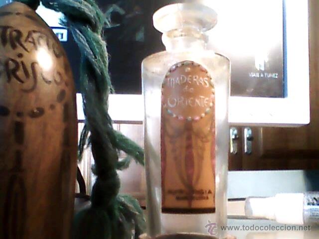 Miniaturas de perfumes antiguos: BOTELLA PERFUME MADERAS DE ORIENTE - Foto 3
