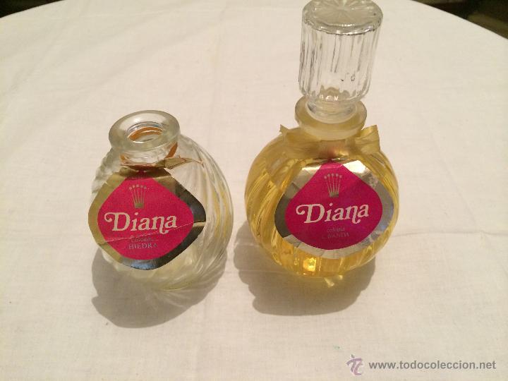 Miniaturas de perfumes antiguos: LOTE DE DOS ENVASES DE COLONIA DIANA LAVANDA