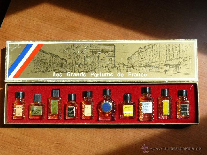 Miniaturas de perfumes antigos: Caja de 10 miniaturas de perfumes Les Grands Parfums de Paris.