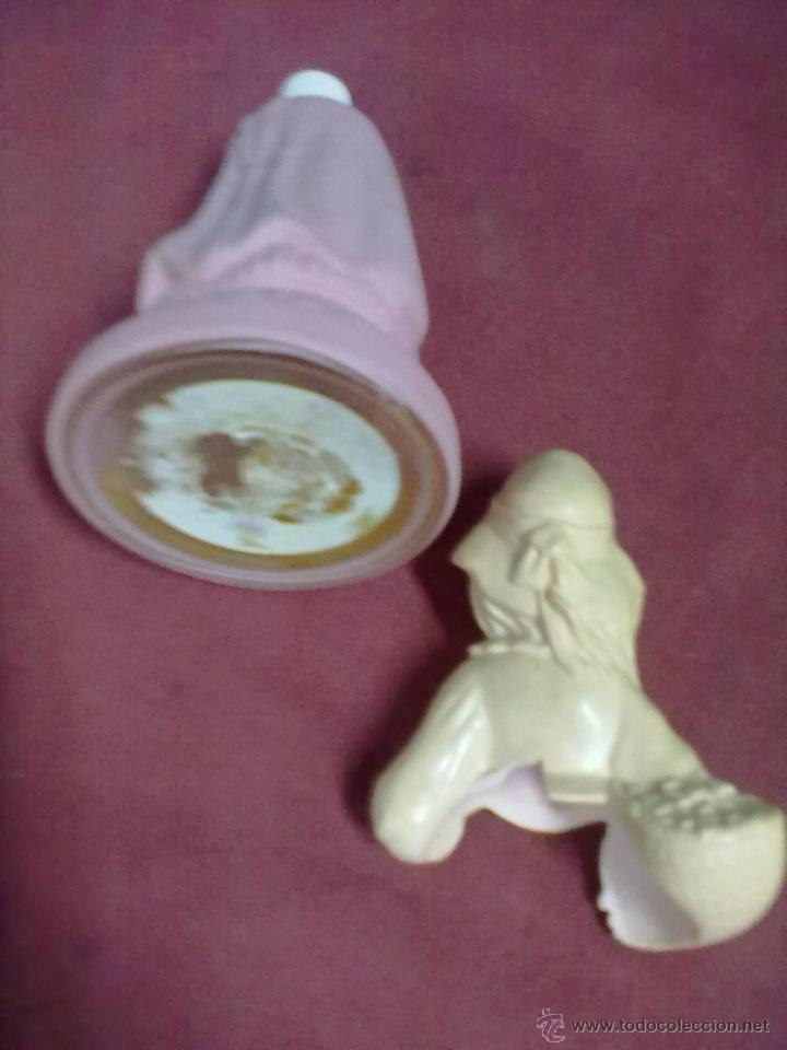 Miniaturas de perfumes antiguos: BOTELLA AVON NI&Ntilde;A CESTA - Foto 2