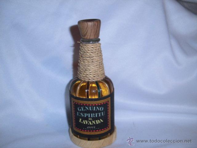 Miniaturas de perfumes antiguos: ANTIGUA BOTELLA GENUINO ESPIRITU DE LAVANDA JUPER BARCELONA. - Foto 1 - 46812585