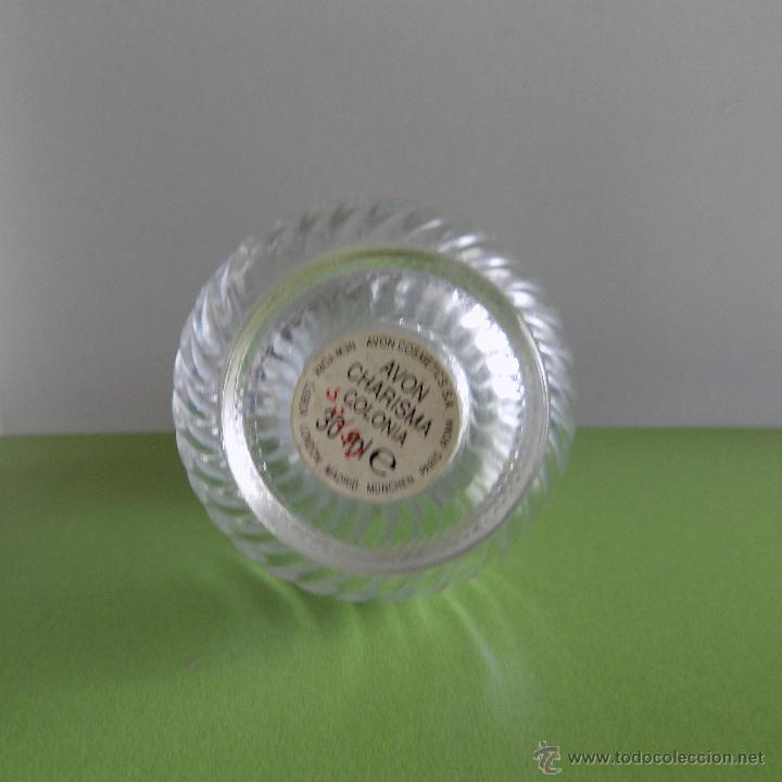 Miniaturas de perfumes antiguos: perfume avon, en forma de quinque , vacio - Foto 2
