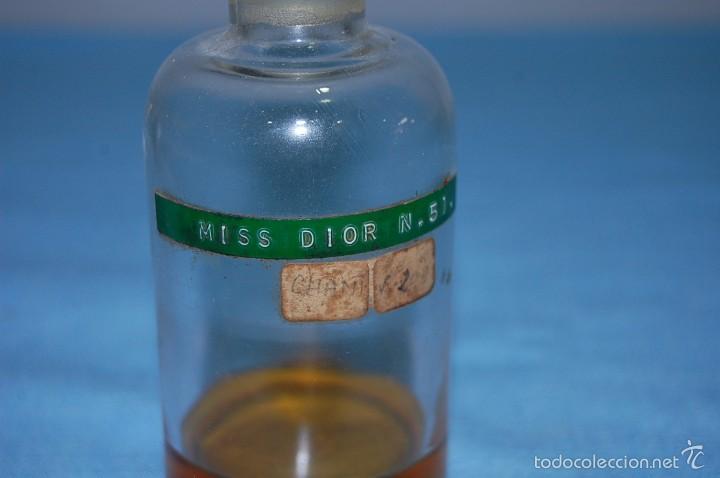 Miniaturas de perfumes antiguos: TARRO LABORATORIO PERFUME - Foto 2