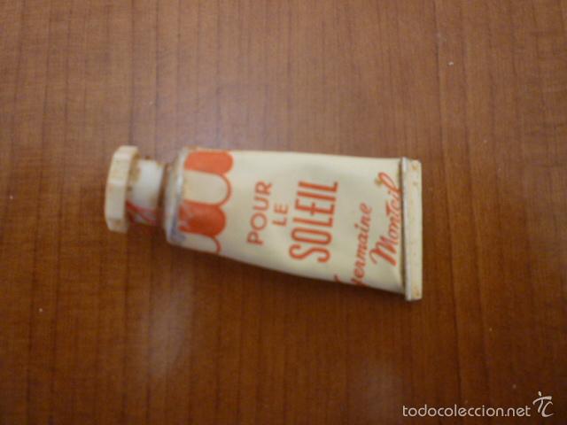 Miniaturas de perfumes antiguos: MINIATURA FRANCESA CREMA SOLAR DE GERMAINE MONEIL. 5CM. A&Ntilde;OS 70.
