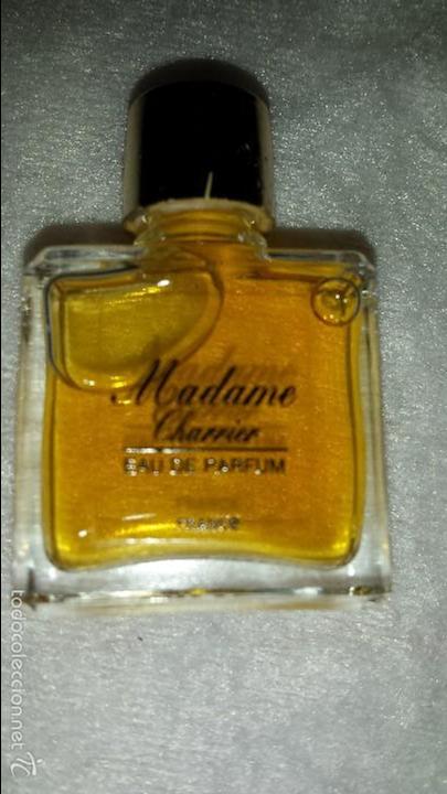 &Eacute;chantillons de parfums anciens: MINIATURA DE PERFUME MADAME DE CHARRIER