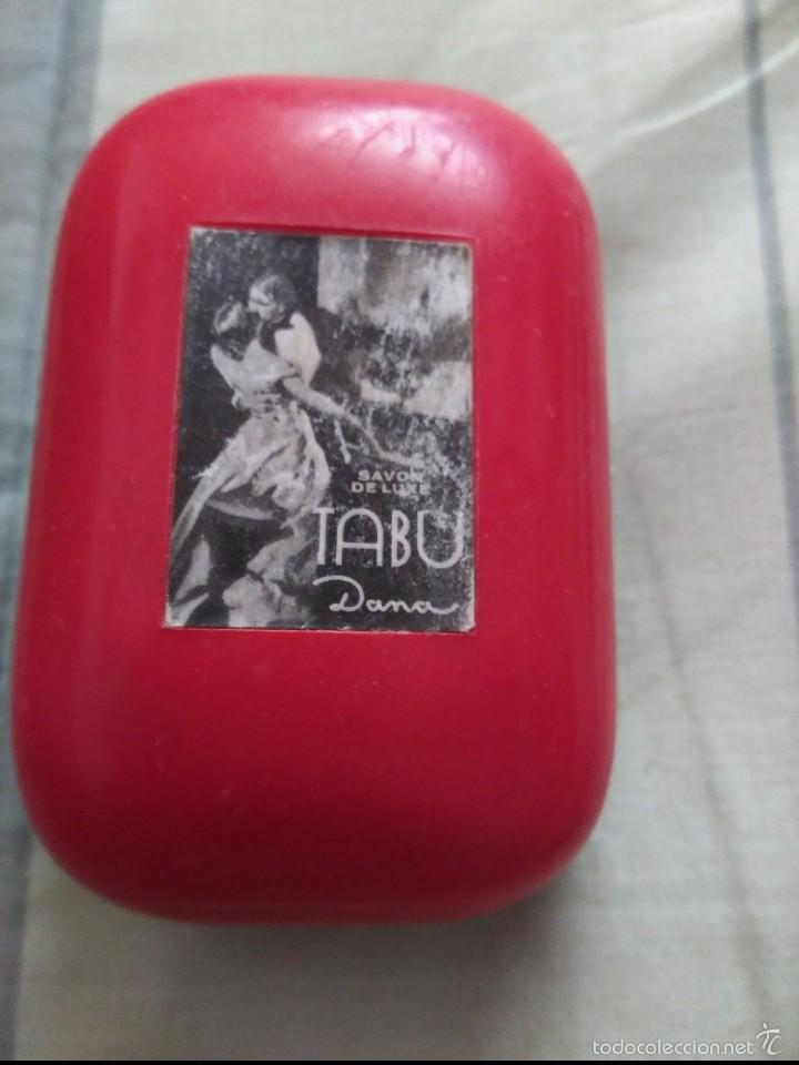 Miniaturas de perfumes antiguos: estuche con jabon tabu dama - Foto 1