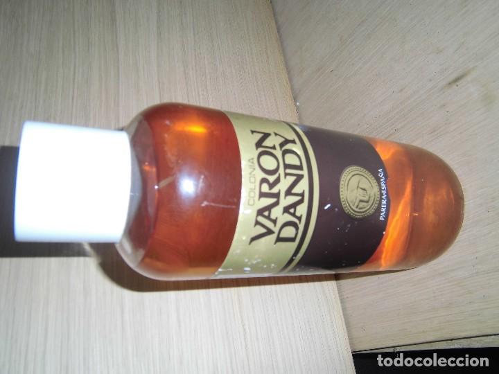 Miniaturas de perfumes antiguos: colonia un litro varon dandy - Foto 1