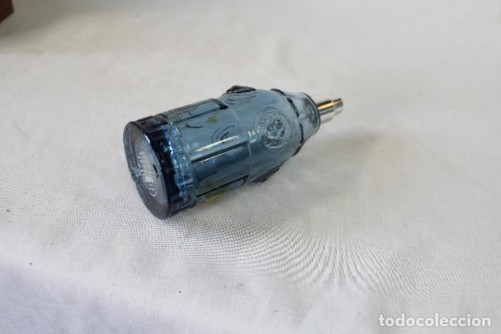 Miniaturas de perfumes antiguos: botella de colonia versace blue jeans man - Foto 2