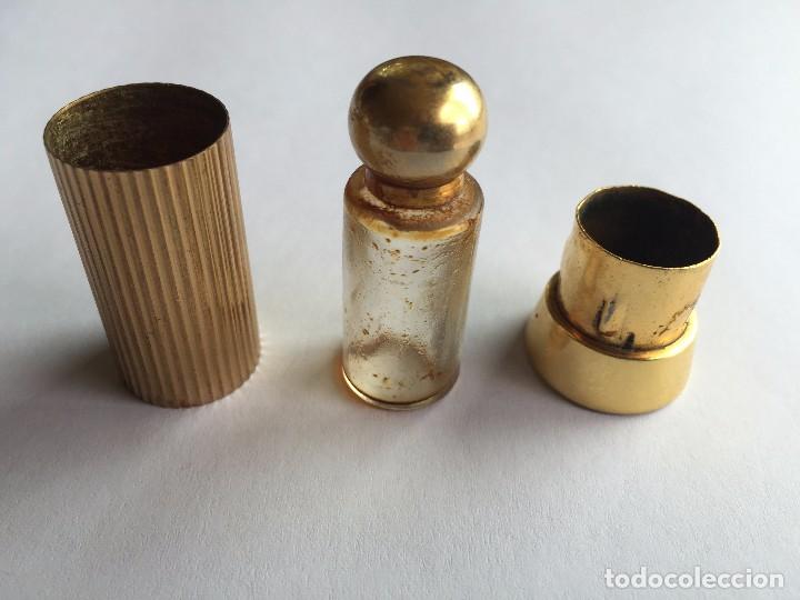 Miniaturen von alten Parf&uuml;men: Antiguo frasco de colonia de MYRNA-PONS