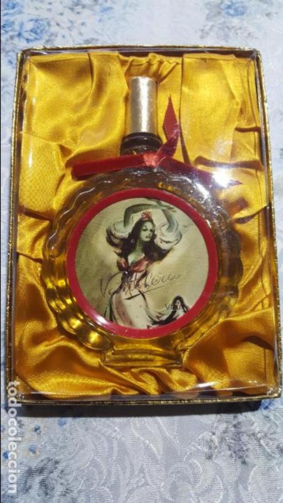 &Eacute;chantillons de parfums anciens: Estuche colonia ventolera vera