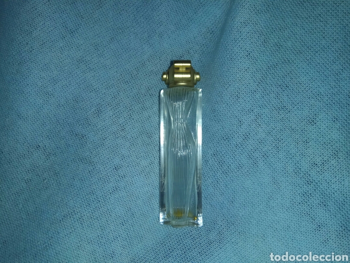 Miniaturas de perfumes antigos: BOTELLITA DE PERFUME DE MUJER MUY ORIGINAL A&Ntilde;OS 60