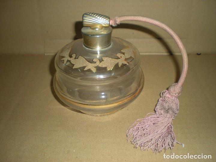 Miniaturas de perfumes antigos: perfumador en cristal con incrustaciones doradas d10cm h11cm