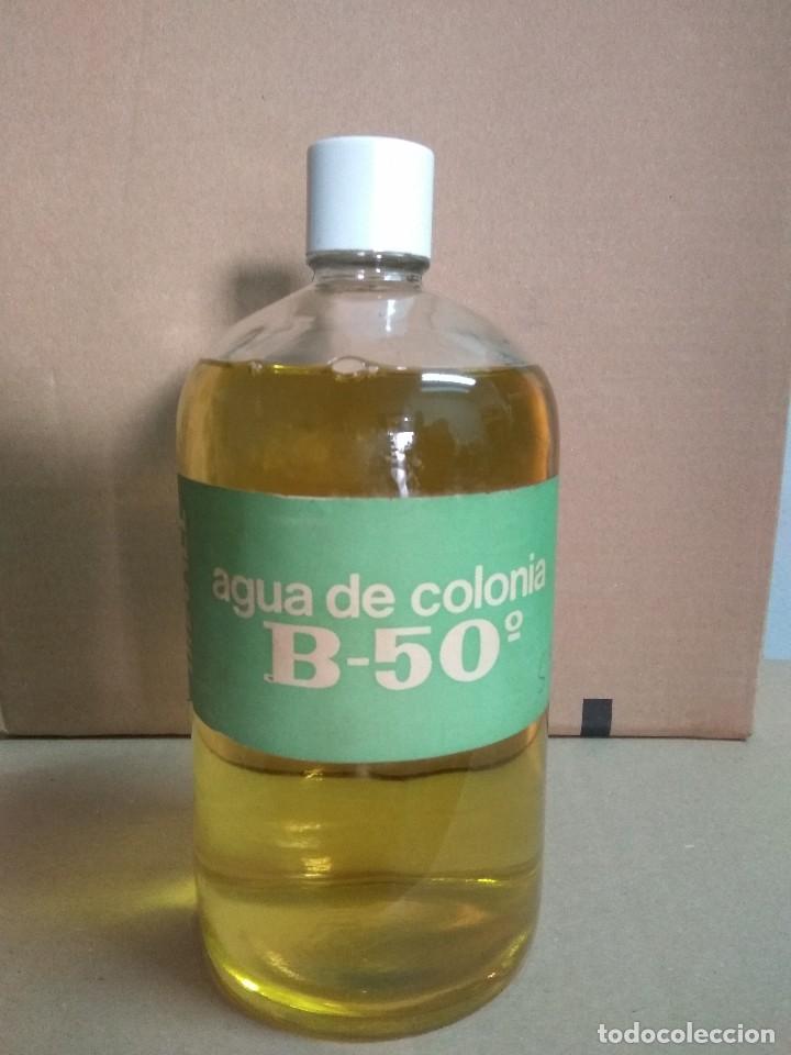 Miniaturen von alten Parf&uuml;men: ANTIGUA BOTELLA DE AGUA DE COLONIA B-50 -- COLONIA A GRANEL -- 1 L. -- SIN ABRIR -- A&Ntilde;OS 60? 70?