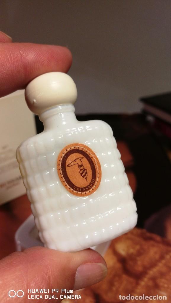 Miniaturas de perfumes antiguos: MUESTRA TRUSSARDI. - Foto 5