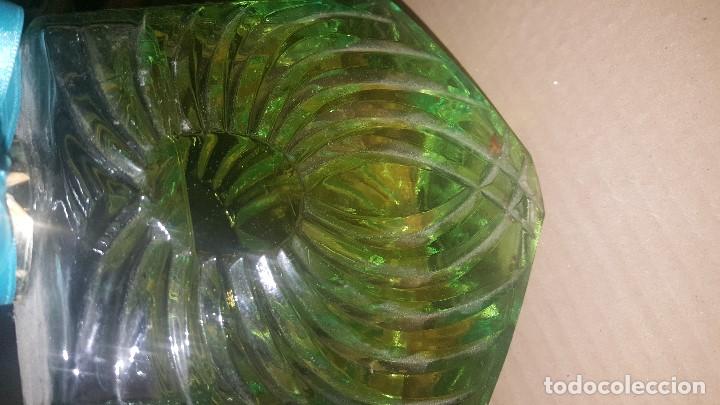 Miniaturas de perfumes antiguos: BOTELLA GRANDE DE PERFUME - Foto 3