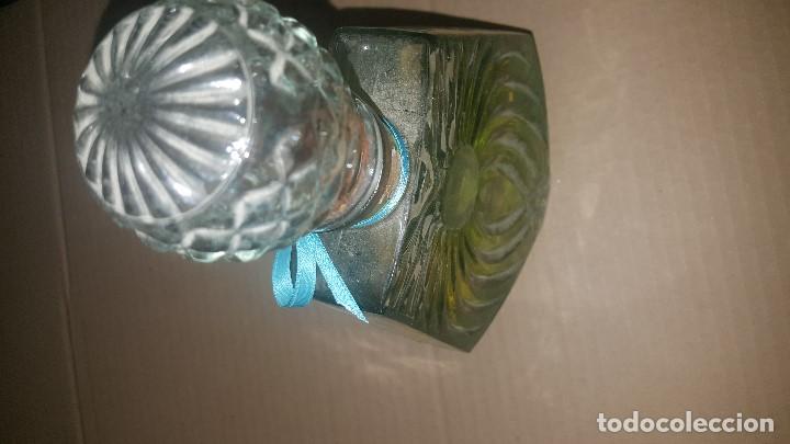 Miniaturas de perfumes antiguos: BOTELLA GRANDE DE PERFUME - Foto 5