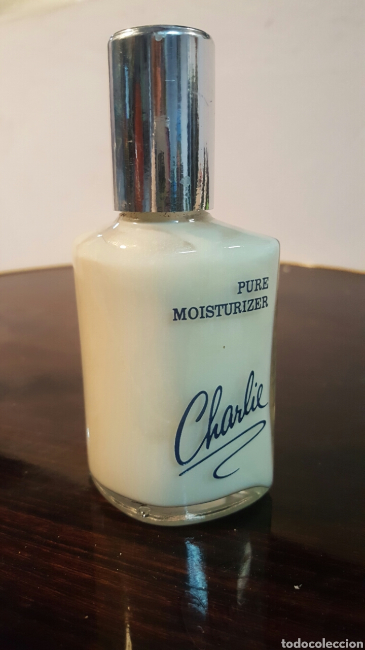 Miniaturas de perfumes antigos: Antigua botella de loci&oacute;n hidratante Charlie, nueva, sin uso. 60ml