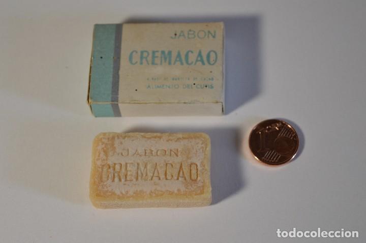 Miniature di profumi antiche: MINIATURA PASTILLA JAB&Oacute;N DE MANOS JABON CREMACAO A BASE DE MANTECA DE CACAO BLUOI, S.L. CAJA CART&Oacute;N
