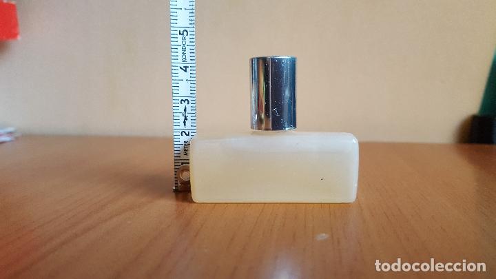 Miniaturas de perfumes antiguos: Miniatura Marc Jacob 5 ml - Foto 1