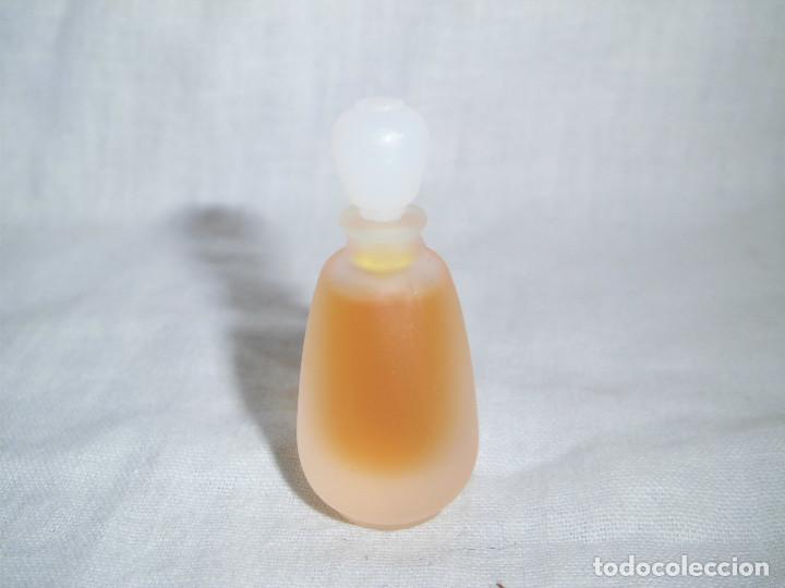Miniaturas de perfumes antiguos: MINIATURA DE PERFUME PRIVATE - Foto 2