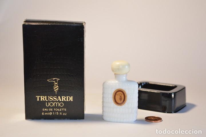 Miniature di profumi antiche: MINIATURA COLONIA PERFUME TRUSSARDI PARFUMS UOMO EAU DE TOILETTE MADE IN ITALY INCLUYE CAJA
