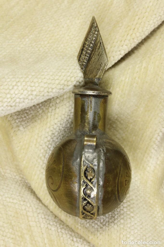 Miniaturas de perfumes antiguos: Perfumero estilo &aacute;rabe. S.XX - Foto 2