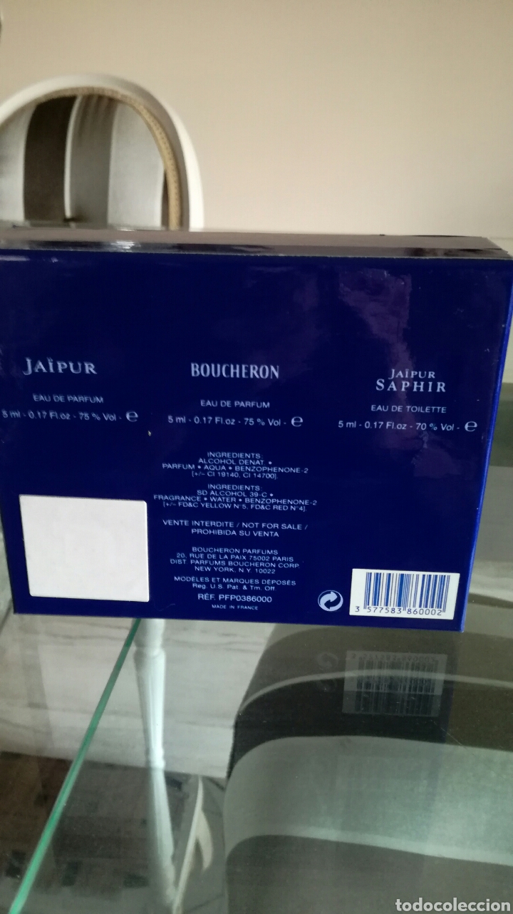Miniaturas de perfumes antigos: Estuche de tres miniaturas de perfumes Bucheron paris
