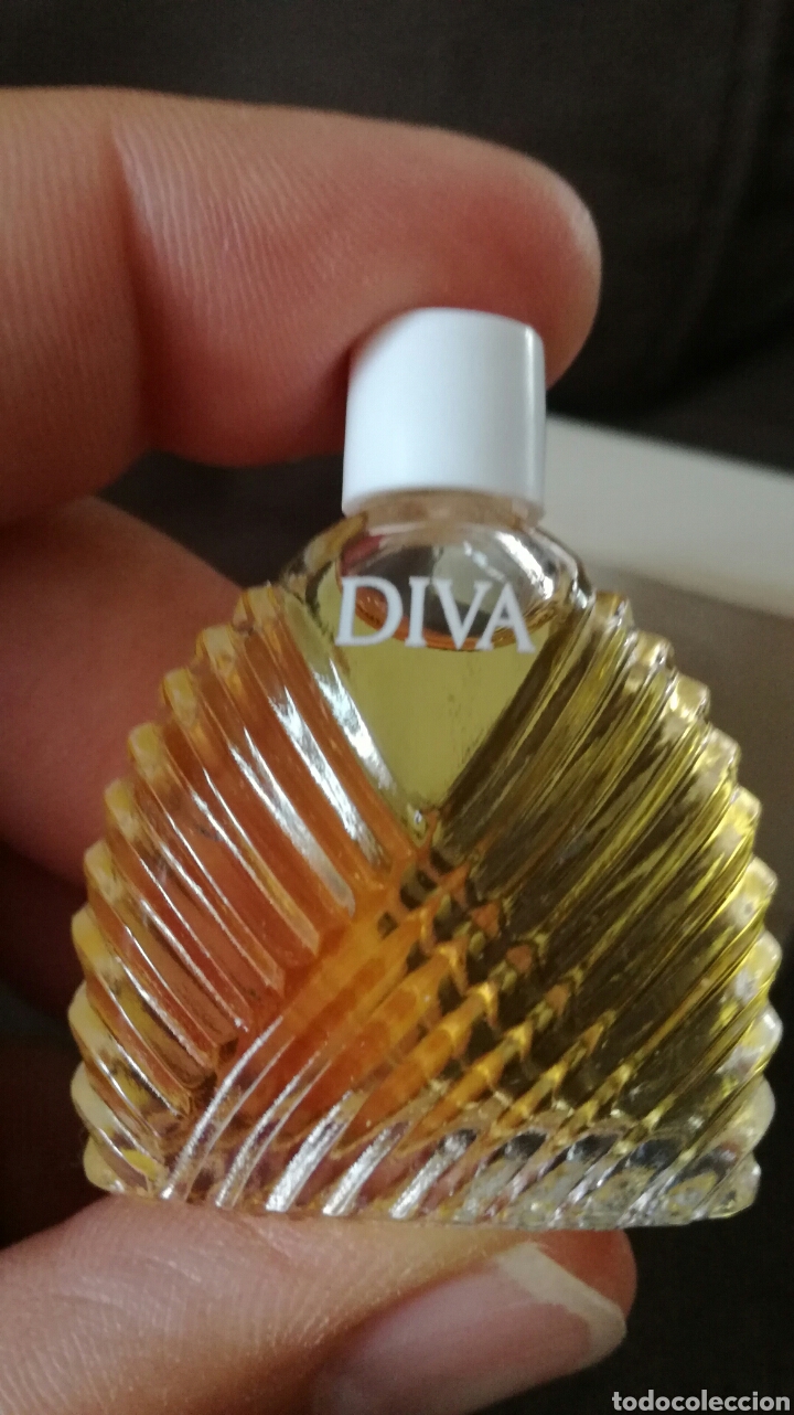 Miniaturas de perfumes antiguos: Miniatura de perfume Diva de Ungaro - Foto 6