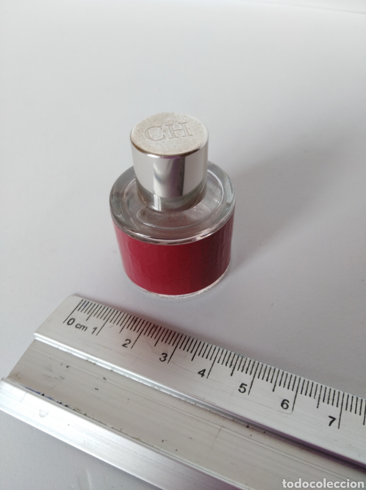 Miniaturas de perfumes antiguos: Carolina Herrera 8ml. - Foto 1