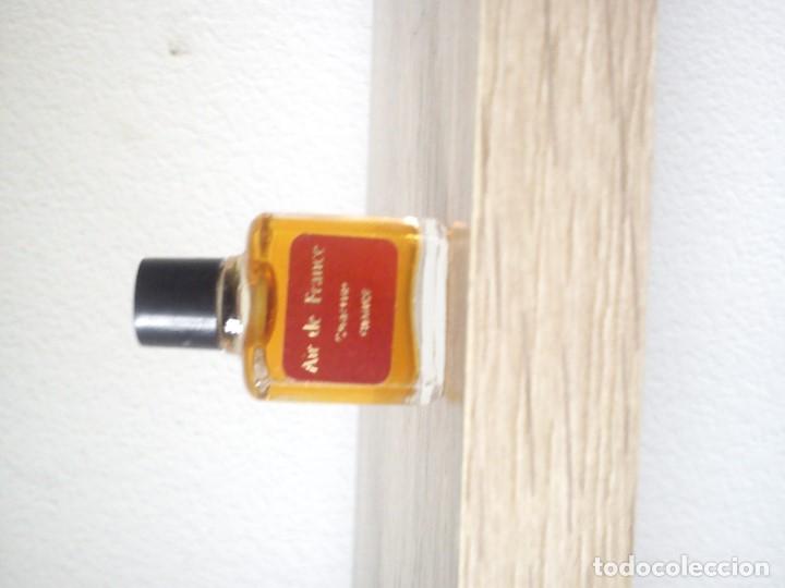 Miniaturas de perfumes antiguos: MAGNIFICA Y ANTIGUA COLECION DE PERFUMES MINIATURAS MAD FRANCE VARIOS NOMES - Foto 4 - 104479715