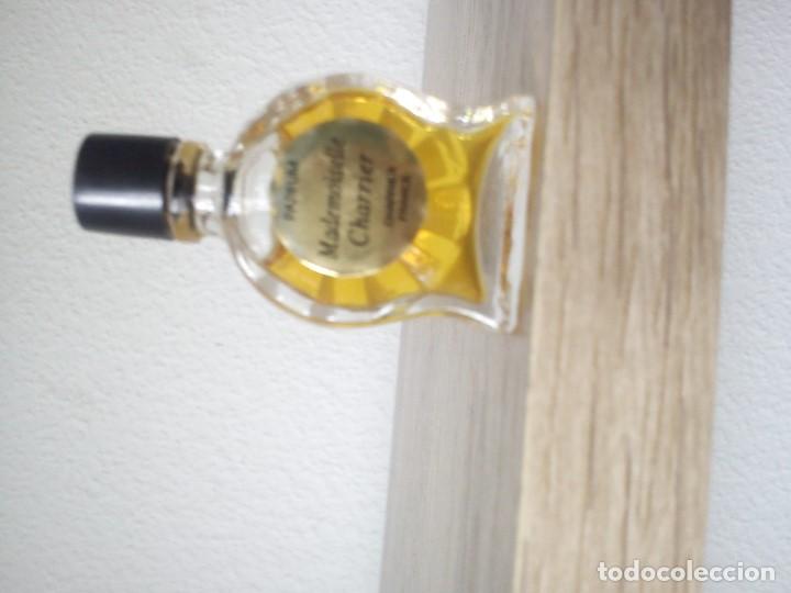 Miniaturas de perfumes antiguos: MAGNIFICA Y ANTIGUA COLECION DE PERFUMES MINIATURAS MAD FRANCE VARIOS NOMES - Foto 9 - 104479715