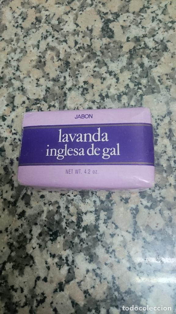 Miniaturas de perfumes antiguos: JABON LAVANDA INGLESA DE GAL - Foto 1