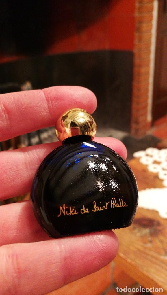 Miniaturen von alten Parf&uuml;men: VINTAGE MINIATURA NICKY DE SAINT PHALLE.