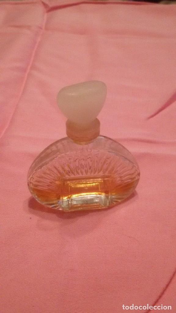 Miniaturas de perfumes antiguos: MINIATURA PERFUME azzaro 9 - Foto 2