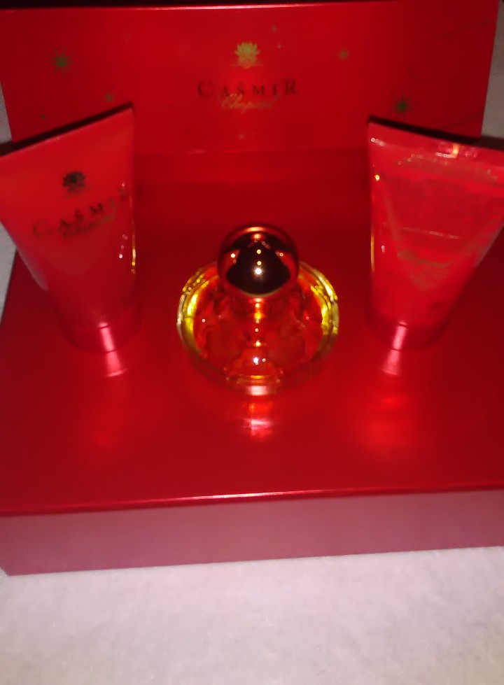 Miniaturas de perfumes antiguos: Estuche perfume Casmir de Chopard - Foto 2