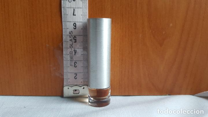Miniaturas de perfumes antigos: miniatura contradition calven klein