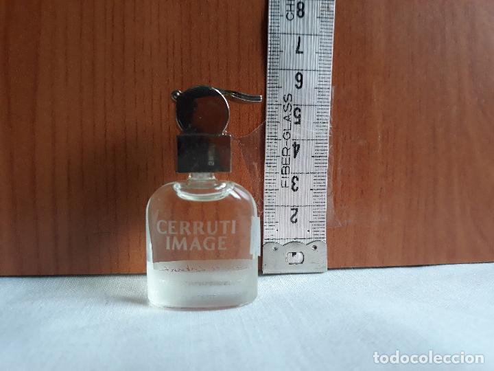 Miniaturas de perfumes antiguos: miniatura cerruti image - Foto 1