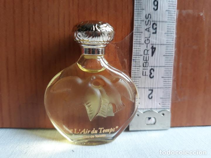 &Eacute;chantillons de parfums anciens: miniatura air du temps