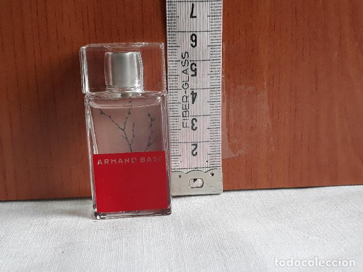 Miniature di profumi antiche: miniatura armand basi